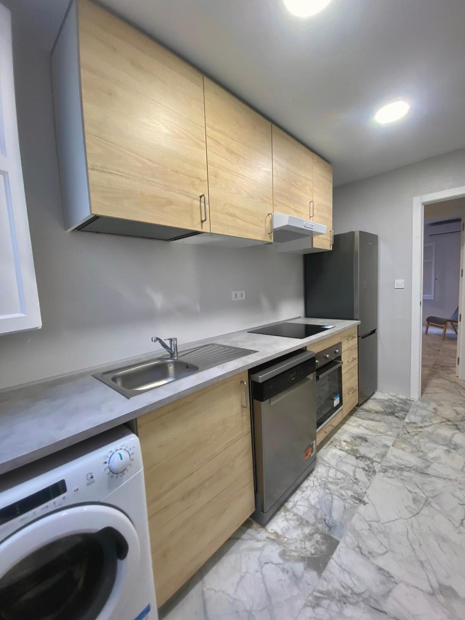 Central Rooms Valencia Downtown - Bruno Apartments Coliving Exterior photo